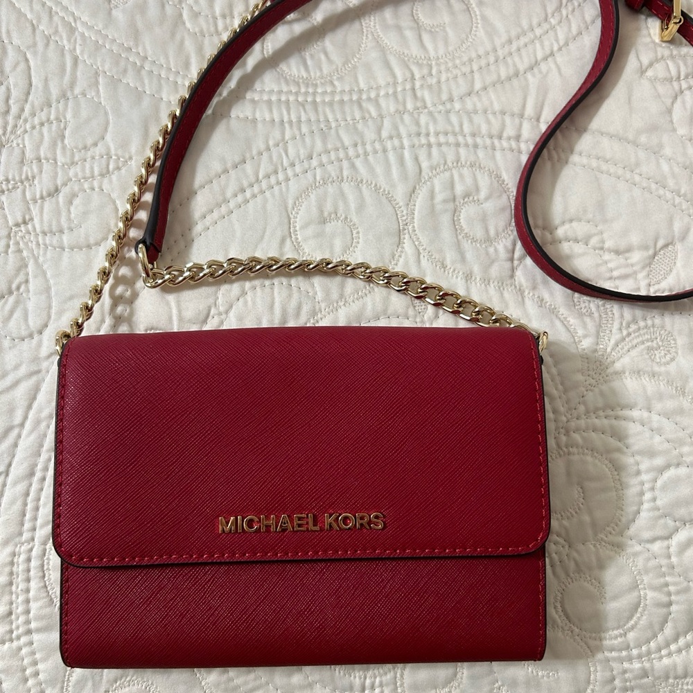 Michael Kors Scarlet Crossbody Bag with Gold Chain